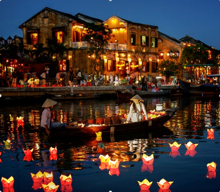 [다낭&호이안 5일] #청주출발 #4성급 #소원등체험 #4대특식 #바나힐 #미케비치 #전신마사지 #실속 패키지